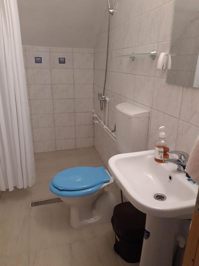 Cazare Adela Horezu Bagian luar foto