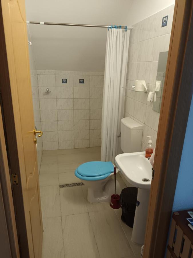 Cazare Adela Horezu Bagian luar foto